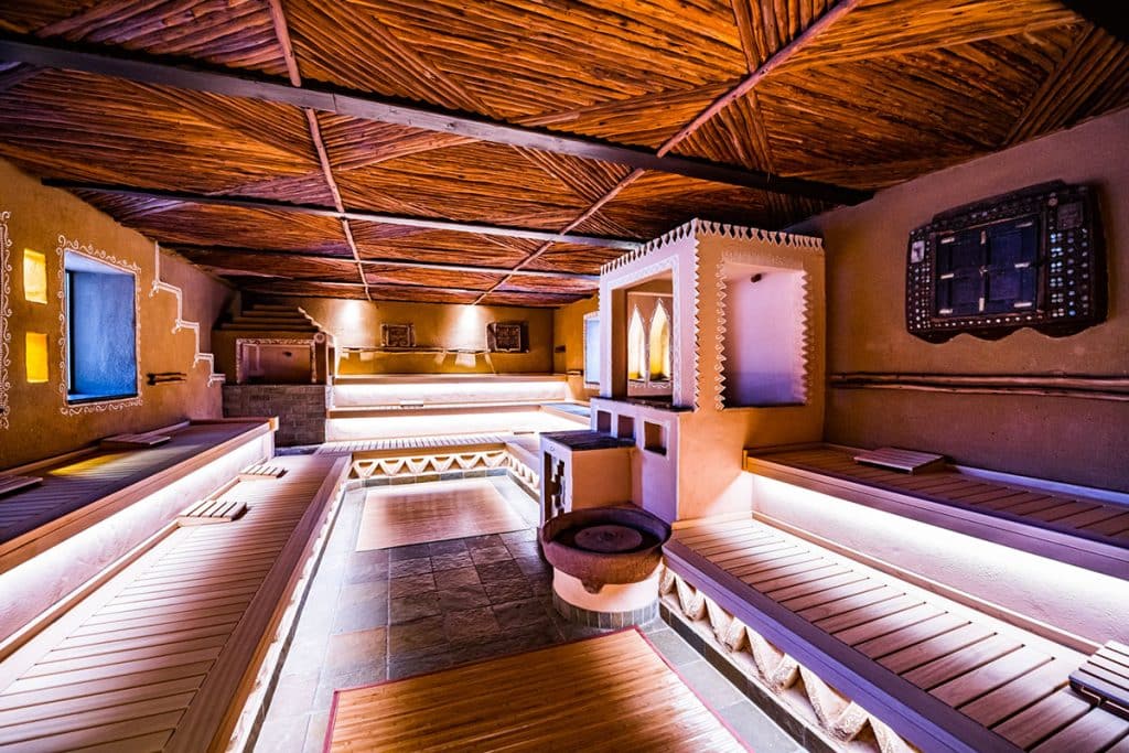 mediterana rajasthanihaus sauna principal, masajes, baños de vapor