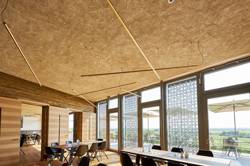 vinoteca bodega sauer yosima revoque de arcilla 2